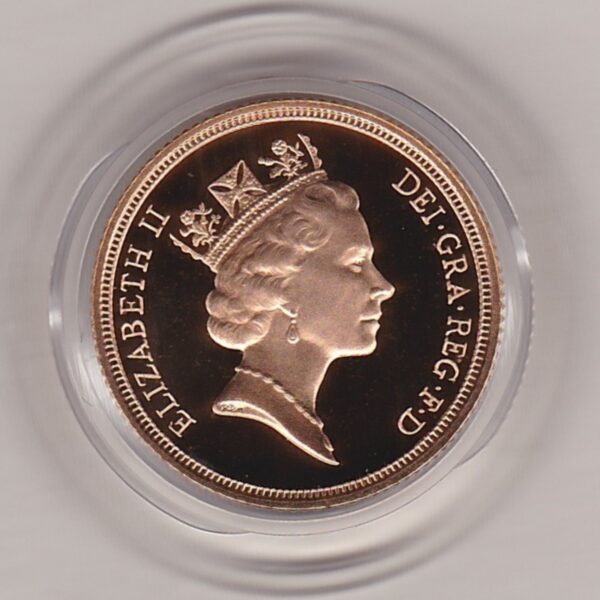 1991 gold proof sovereign coin featuring queen Elizabeth II on the Obverse & St George and the Dragon Reverse. This coin comes as issued by the royal mint.