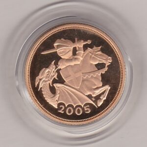 2005 gold proof sovereign coin featuring queen Elizabeth II on the Obverse & St George and the Dragon Reverse. This coin comes as issued by the royal mint.