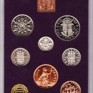 1970 Royal Mint Proof Set. This set contains eight coin. Cased with booklet as issued by the Royal Mint. Coinage of Great Britain and Northern Ireland.