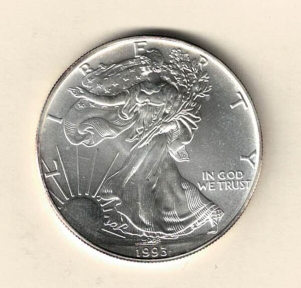 1993 Silver USA One Ounce Eagle. The liberty is on the obverse, The eagle is on the reverse. The coin contains one ounce of 999 fine silver.