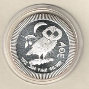 2017 Silver Niue One Ounce Owl. Elizabeth II is on the obverse, The Owl is on the reverse. The coin contains one ounce of 999 fine silver.