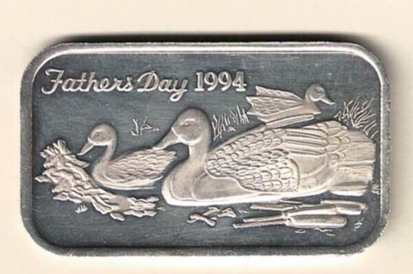 One Ounce Silver Bar Fathers Day. All of our silver bars have been pre-owned and are in stock. This bar contains one ounce of 999 fine Silver.