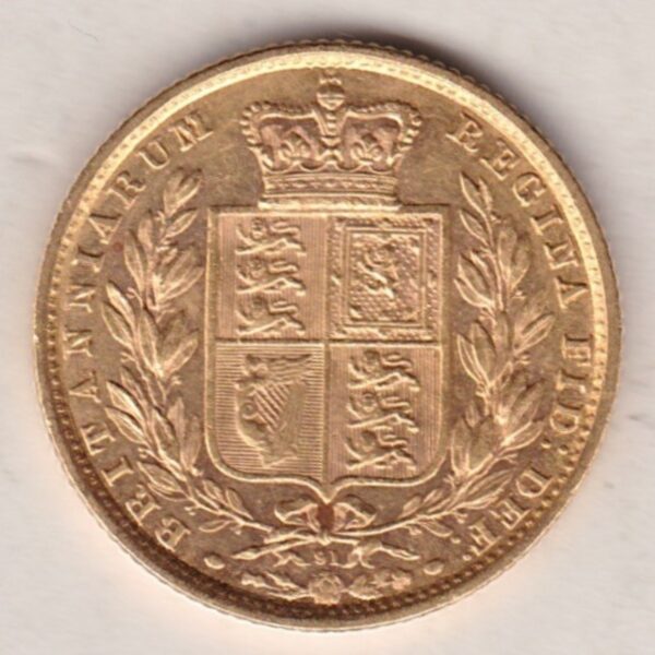 1870 Gold Sovereign Coin. Die number 91. The coin features a young head queen Victoria on the Obverse and the collectable shield design on the Reverse.