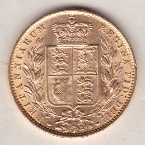 1872 Gold Sovereign Coin. No Die number. The coin features a young head queen Victoria on the Obverse and the collectable shield design on the Reverse.