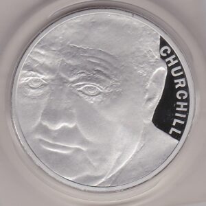 2015 Platinum Proof Piedfort Five Pounds coin. The obverse features Queen Elizabeth II. This coin was issued to commemorate Sir Winston Churchill.