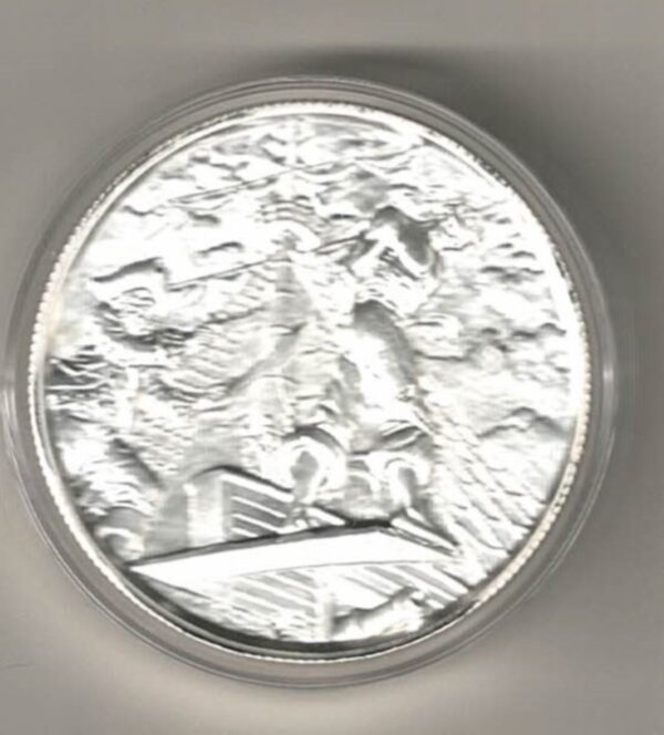 Silver Two Ounce No Prey No Pay Walk The Plank. This two ounce fine silver round has a person walking the plank on one side & skull on the other side.