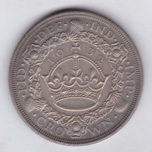 1932 Silver Crown Coin featuring King George V on the Obverse and the wreath design on the reverse. The coin is in near extremely fine condition.