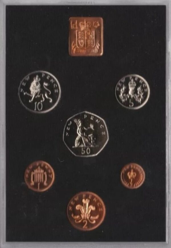 1978 Royal Mint Proof Set. This set contains six coin. The set comes cased as issued by the Royal Mint. Coinage of Great Britain and Northern Ireland.