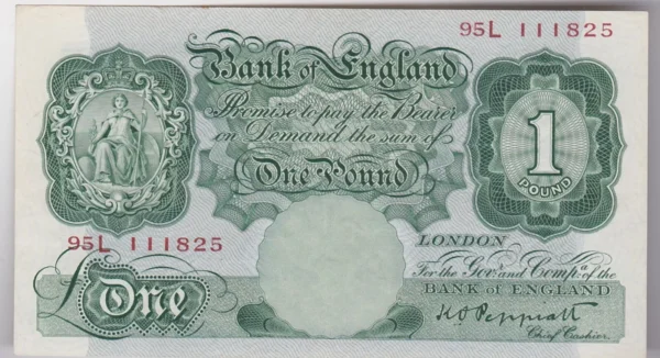 B238 Peppiatt Bank of England Green One Pound 95L Banknote. All banknotes are in stock for despatch. You are buying the note in the pictures.