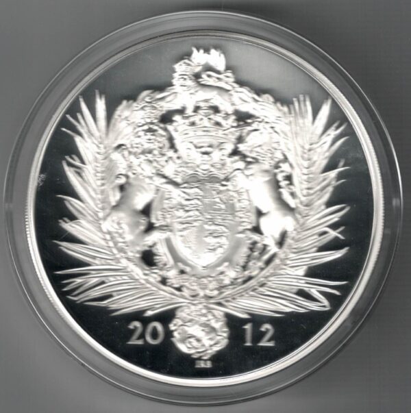 Boxed 2012 Silver Proof One Kilo Coin The Queen's Diamond Jubilee This coin was issued to celebrate the queens diamond jubilee.