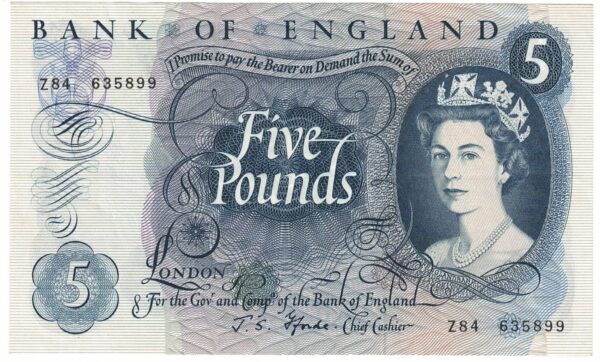 B312 Five Pounds Banknote. Deep blue on multicolour underprint. Queen Elizabeth II on the obverse. The reverse has Britannia.