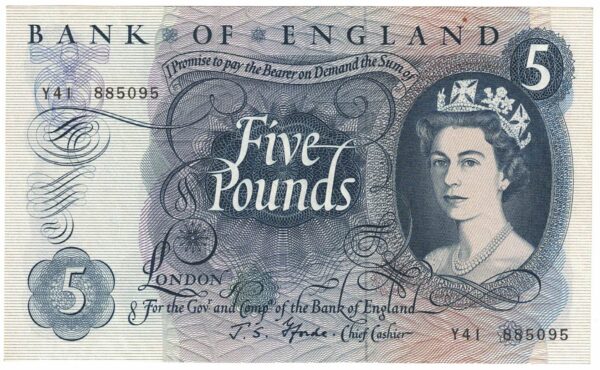 B312 Five Pounds Banknote. Deep blue on multicolour underprint. Queen Elizabeth II on the obverse. The reverse has Britannia.