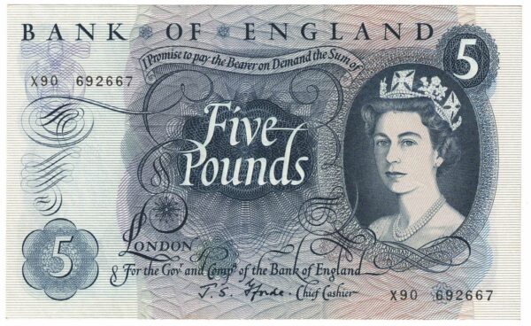 B312 Five Pounds Banknote. Deep blue on multicolour underprint. Queen Elizabeth II on the obverse. The reverse has Britannia.