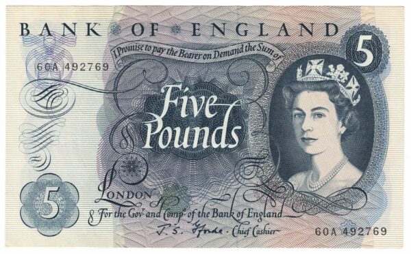 B314 Five Pounds Banknote. Deep blue on multicolour underprint. Queen Elizabeth II on the obverse. The reverse has Britannia.