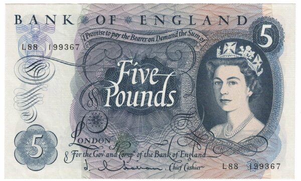 B297 Five Pounds Banknote. Deep blue on multicolour underprint. Queen Elizabeth II on the obverse. The reverse has Britannia.