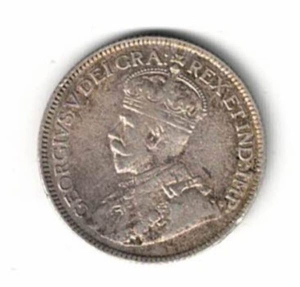 1934 Canada Silver 25 Cent Coin - Image 2