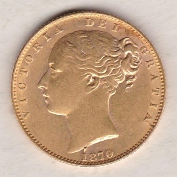 1870 Gold Sovereign Coin. Die number 86. The coin features a young head queen Victoria on the Obverse and the collectable shield design on the Reverse.