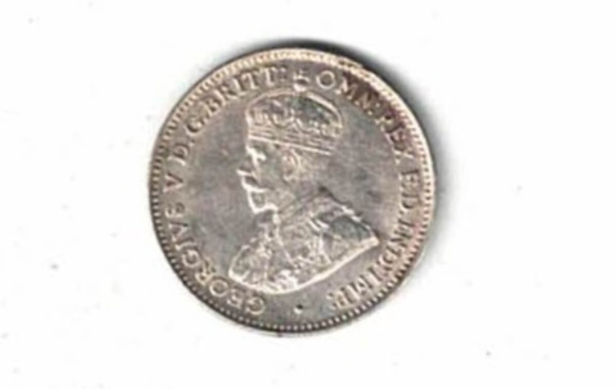 1921 M Australia Silver Threepence Coin - Image 2