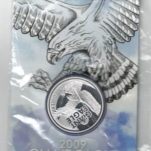 2009 Silver New Zealand One Ounce Giant Eagle Coin. The coin contains one ounce of 999 fine silver. The Reverse features a giant eagle.