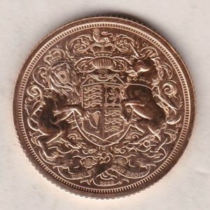 2022 Gold Full Sovereign Coin featuring King Charles III on the Obverse and features the Royal Coat of Arms of Queen Elizabeth II on the Reverse.