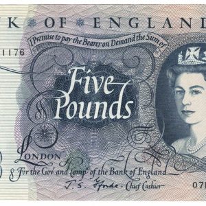 B315 Five Pounds Banknote. Deep blue on multicolour underprint. Queen Elizabeth II on the obverse. The reverse has Britannia.