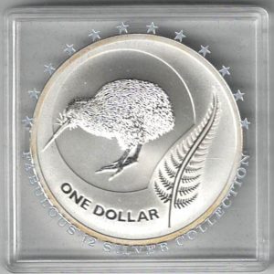 2011 Silver New Zealand One Ounce Kiwi Coin. The coin contains one ounce of 999 fine silver. The Reverse features a kiwi with fern.