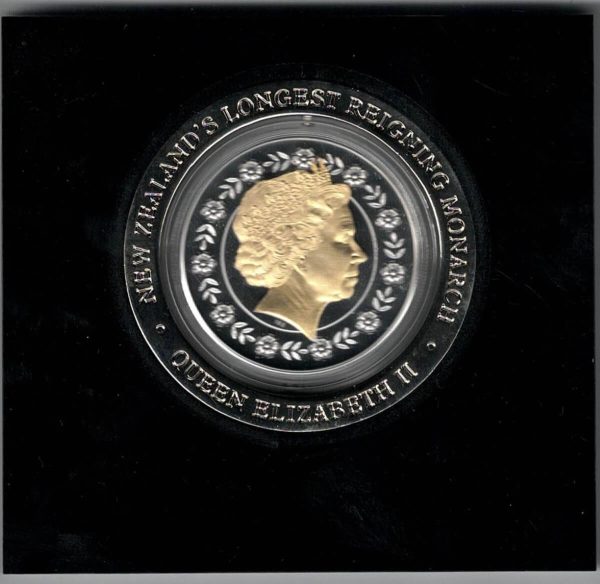 2015 Silver New Zealand One Ounce Coin Longest Reigning Monarch The coin contains one ounce of 999 fine silver. All coins are in stock