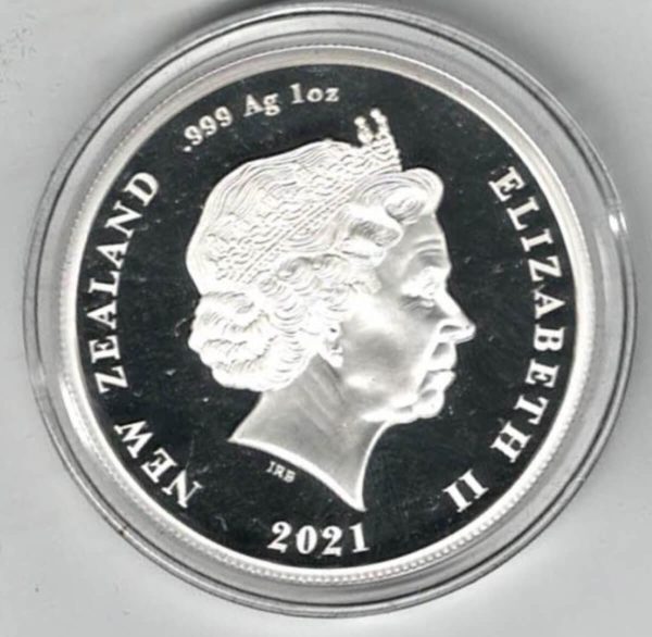 2021 Silver New Zealand One Ounce Queen's 95th Birthday Coin - Image 2