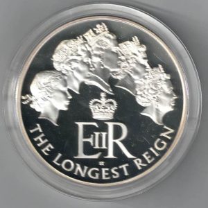 Boxed 2015 Silver Proof Five Ounce The Longest Reigning Monarch This coin weighs 156.29 grams of 0.999 silver. All coins are in stock.