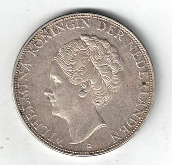 1938 Netherlands Silver Two And Half Gulden Coin - Image 2