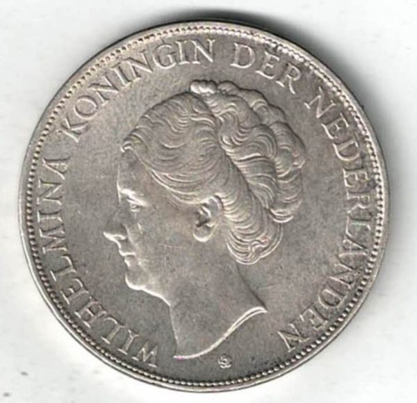 1938 Netherlands Silver Two And Half Gulden Coin - Image 2