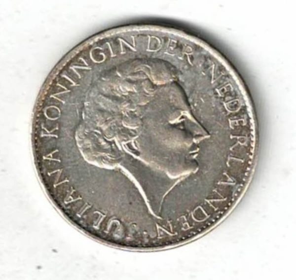 1962 Suriname Silver One Gulden Coin - Image 2