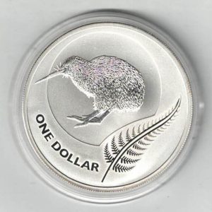 2011 Silver New Zealand One Ounce Kiwi Coin. The coin contains one ounce of 999 fine silver. The Reverse features a kiwi with fern.