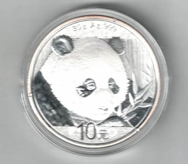 2018 China Silver Thirty Gram Panda Coin. The Obverse side features the temple of heaven. The coin contains thirty grams of 999 fine silver.