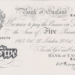 B255 White Five Pounds Banknote. This large white note is the London 27th October 1945 Issue, with Prefix / Serial Number K62 068678.