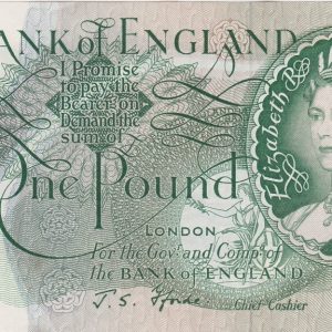 B302 Fforde One Pound Replacement Banknote M17R. This is the green 1967 Issue. The banknote has the Serial Number M17R 510684.