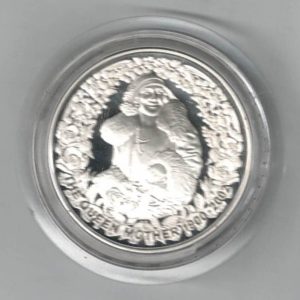 Boxed 2002 Australia Silver Proof One Ounce The Queen Mother. Elizabeth II is on the obverse, The coin contains one ounce of 999 fine silver.