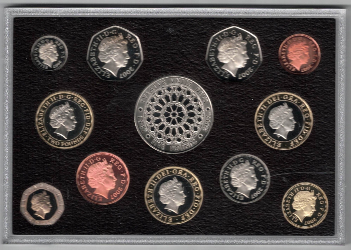 2007 Royal Mint Deluxe Twelve Coin Proof Set - Image 2