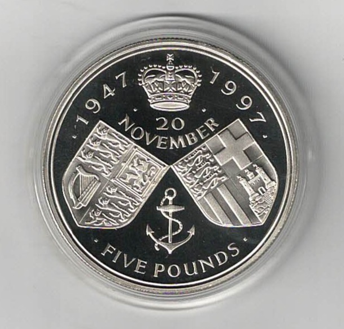 1997 Five Pound Silver Proof Golden Wedding Anniversary Coin. The reverse features the crown of St. Edward. Ready for dispatch.