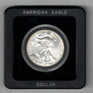 1999 Silver USA One Ounce Eagle. The liberty is on the obverse, The eagle is on the reverse. The coin contains one ounce of 999 fine silver.