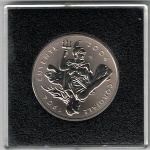 2004 Five Pounds Standard Cupro-Nickel Proof Entente Cordiale. This Standard proof coin comes boxed with certificate as issued by the royal mint.