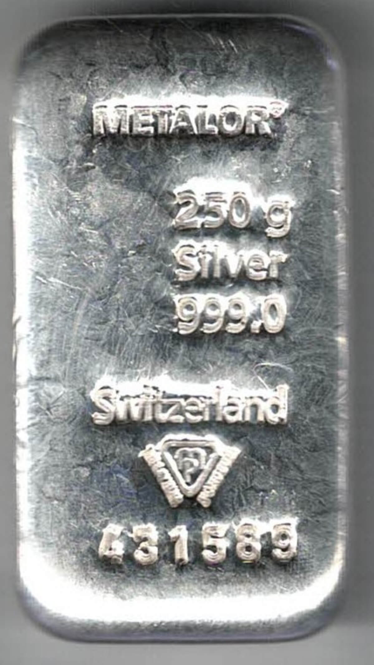 250 Gram Silver Bar Metalor. This bar contains 250 grams of 999 fine Silver. All of our silver bars have been pre-owned and are in stock.