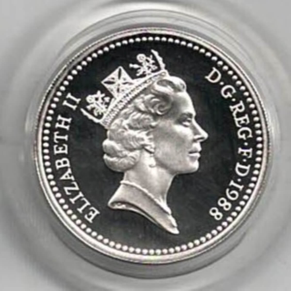 1988 One Pound Silver Proof Crowned Shield - Image 3