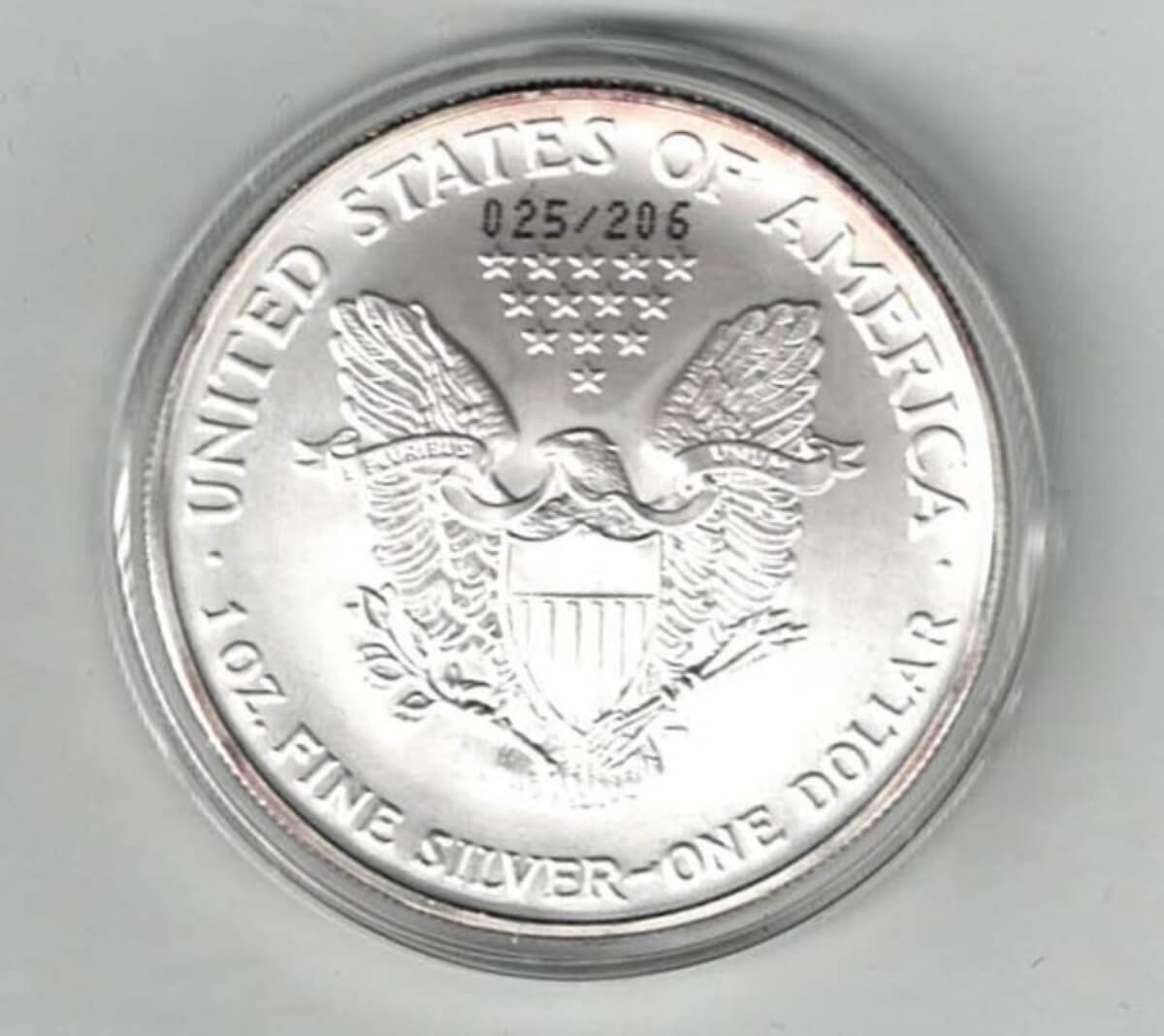 Boxed 2006 Silver USA One Ounce Eagle Colourised MLB Ty Cobb Coin - Image 2