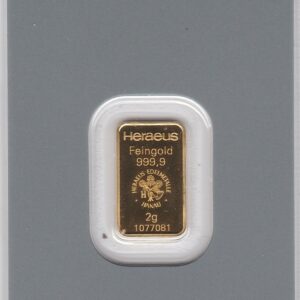Two Gram Gold Bar from Heraeus in Switzerland. This bar contains 2 gram of 999.9 fine gold and comes presented in a plastic credit card sized packet.