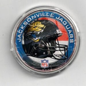 Boxed 2003 Silver USA One Ounce Eagle Colourised NFL Jacksonville Jaguars Coin. An eagle is on the reverse. The coin contains one ounce of 999 fine silver.